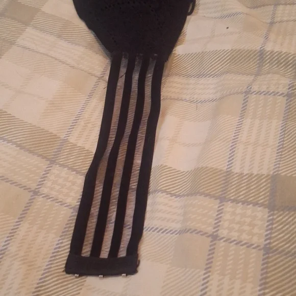 Bra, Strapless Black 36C - Picture 3 of 4